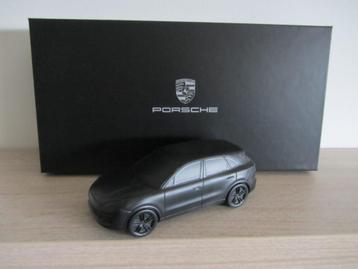 Porsche Cayenne E3 Turbo Presse Papier, Paperweight beschikbaar voor biedingen
