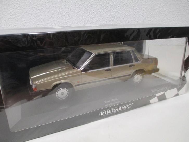 Volvo 740 GL Sedan 1/18 Minichamps, Hobby en Vrije tijd, Modelauto's | 1:18, Nieuw, Auto, MiniChamps, Ophalen of Verzenden