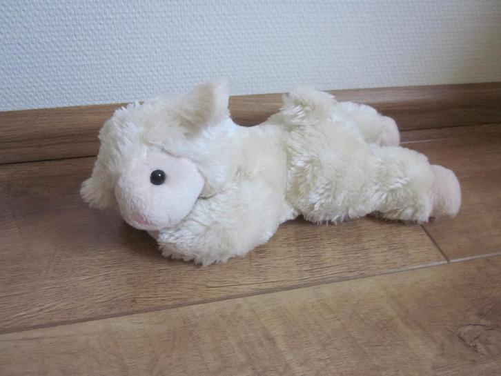 Wit zacht langharig pluche schaap knuffel met zwarte ogen, Kinderen en Baby's, Speelgoed | Knuffels en Pluche, Nieuw, Overige typen