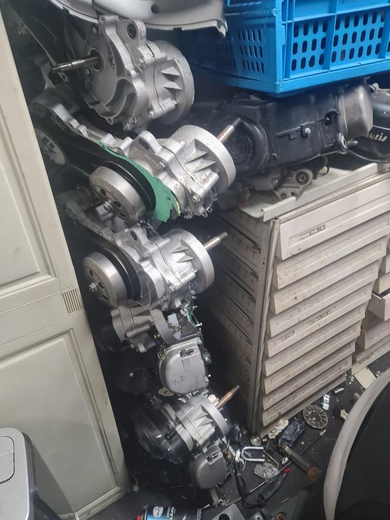 Scooter Motorblokken Piaggio, China, Kymco, AGM, BTC, Fietsen en Brommers, Brommeronderdelen | Scooters, Ophalen of Verzenden