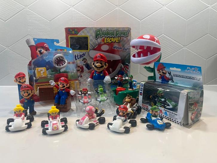 verzameling vintage figuren Mario Karts super Mario Galaxy, Verzamelen, Poppetjes en Figuurtjes, Zo goed als nieuw, Verzenden