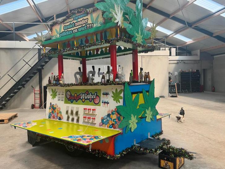 Loopgroep festival carnaval Geniet zonder Pilletjes en wiet, Kleding | Dames, Carnavalskleding en Feestkleding, Nieuw, Carnaval