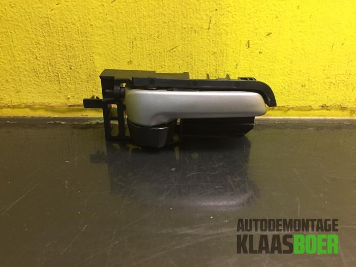 Portiergreep 4Deurs rechts-voor van een Opel Agila, Auto-onderdelen, Carrosserie en Plaatwerk, Opel, Gebruikt, 6 maanden garantie