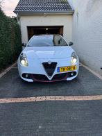 Alfa Romeo Giulietta 1.4 Turbo Multi AIR TCT 2018 Wit, Auto's, Alfa Romeo, 1280 kg, Zwart, 4 cilinders, Stoelverwarming