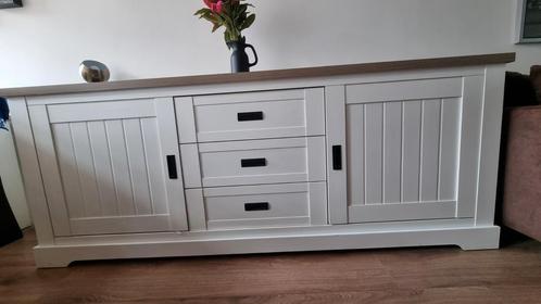 Dressoir - 84cm / 215cm / 49cm, Huis en Inrichting, Kasten | Dressoirs, Zo goed als nieuw, 100 tot 150 cm, 25 tot 50 cm, Met lade(s)