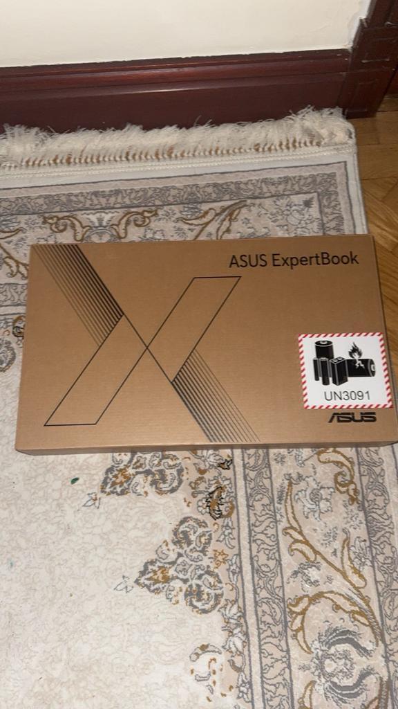 ASUS ExpertBook - Nieuw in doos, Computers en Software, Windows Laptops, Nieuw, 14 inch, SSD, 2 tot 3 Ghz, 8 GB, Qwerty, Met videokaart