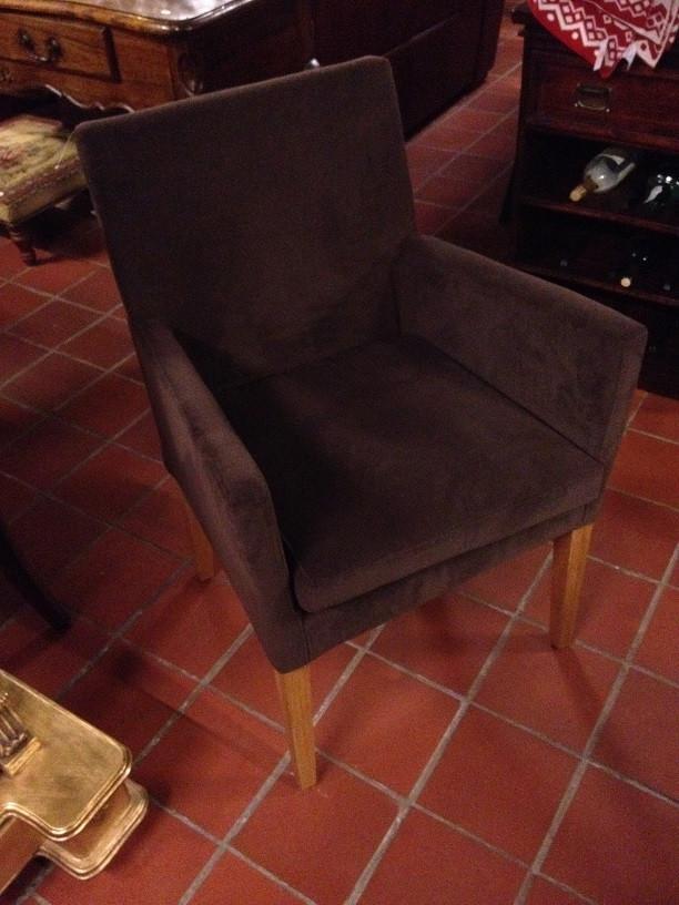 4x STOFFEN ARMSTOEL - BRUINE STOEL - RIBSTOF – Flamant, Huis en Inrichting, Stoelen, Nieuw, Vier, Hout, Stof, Bruin, Ophalen