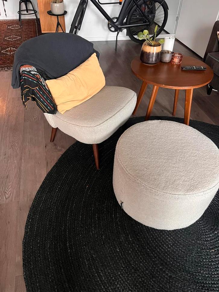 Woood Sara fauteuil met poef, Huis en Inrichting, Fauteuils, Zo goed als nieuw, Stof, 50 tot 75 cm, 75 tot 100 cm, Ophalen