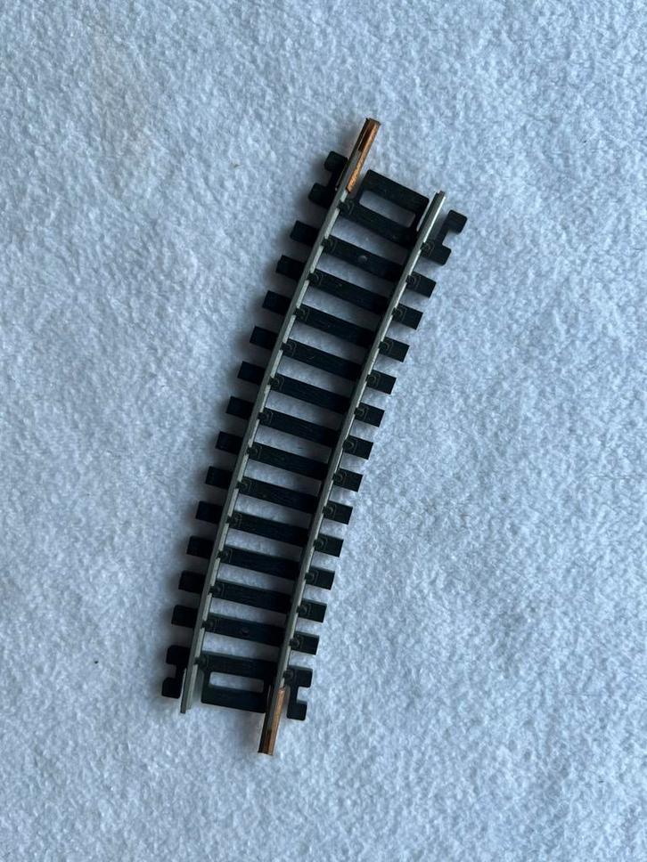 Lima rails N/3031 bocht 1/2 (Prijs per stuk), Hobby en Vrije tijd, Modeltreinen | H0, Gebruikt, Rails, Gelijkstroom, Lima, Ophalen of Verzenden
