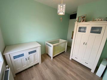 TWF Baby kinderkamer complete set Megane hanglamp gratis beschikbaar voor biedingen