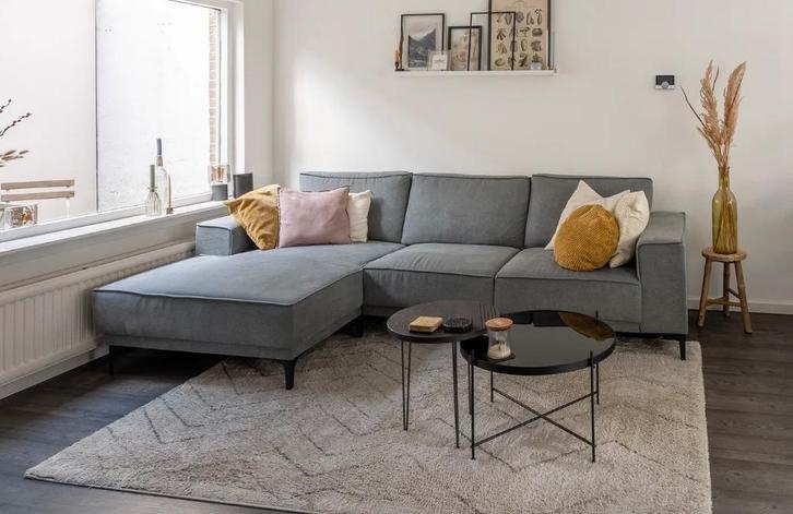 Fijne bank van 4 jaar oud, Huis en Inrichting, Banken | Bankstellen, Zo goed als nieuw, Hoekbank, Overige maten, 250 tot 300 cm