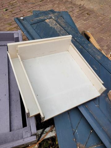 3x Keukenladen nieuw, 30cm breed en 2 oude. beschikbaar voor biedingen