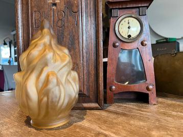 MOOI LAMPENKAPJE GEEL GLAS ART DECO beschikbaar voor biedingen