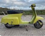 GEZOCHT: Lambretta J50, Fietsen en Brommers, Brommers | Oldtimers, Ophalen, Maximaal 45 km/u, Overige merken