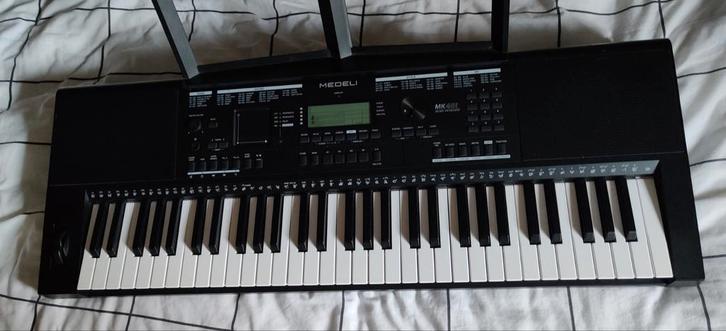Medeli MK401 keyboard, Muziek en Instrumenten, Keyboards, Zo goed als nieuw, 61 toetsen, Medeli, Ophalen