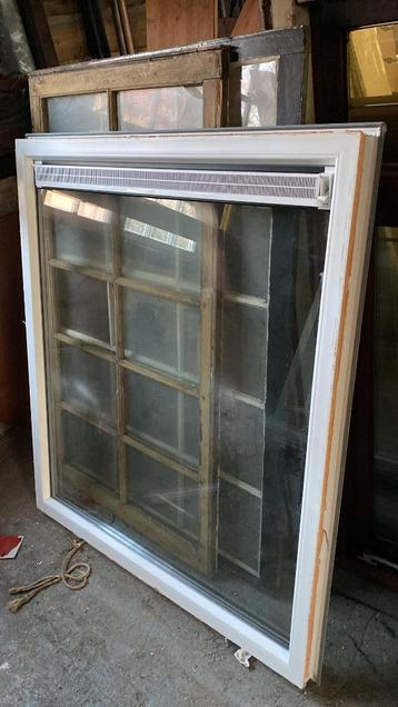 heel veel verschillende hardhouten kozijnen  beschikbaar voor biedingen