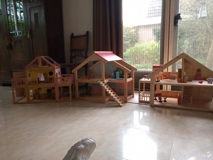 Houten poppenhuizen, keukentje, paardenstal, tandendoosjes, Kinderen en Baby's, Speelgoed | Houten speelgoed, Ophalen of Verzenden
