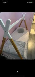 Tent bed, Kinderen en Baby's, Ophalen of Verzenden, Zo goed als nieuw, 180 cm of meer, 85 tot 100 cm
