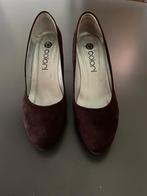 Colori suede pumps maat 40, Kleding | Dames, Schoenen, Pumps, Bruin, Ophalen of Verzenden, Zo goed als nieuw