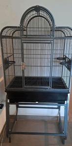 Zeer complete vogelkooi incl toebehoren, Ophalen, Zo goed als nieuw, Metaal, Vogelkooi
