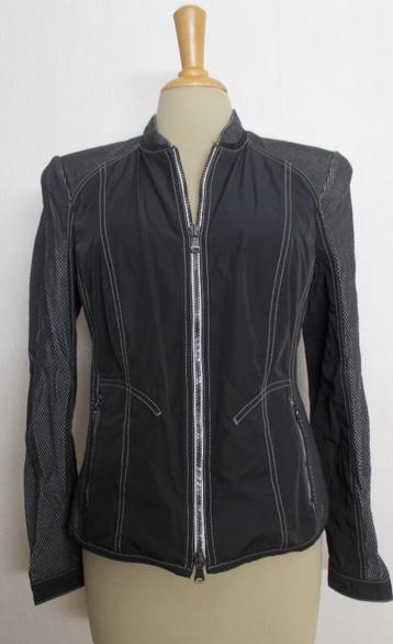 Stoer grijs/wit top/jasje van Apanage! M beschikbaar voor biedingen