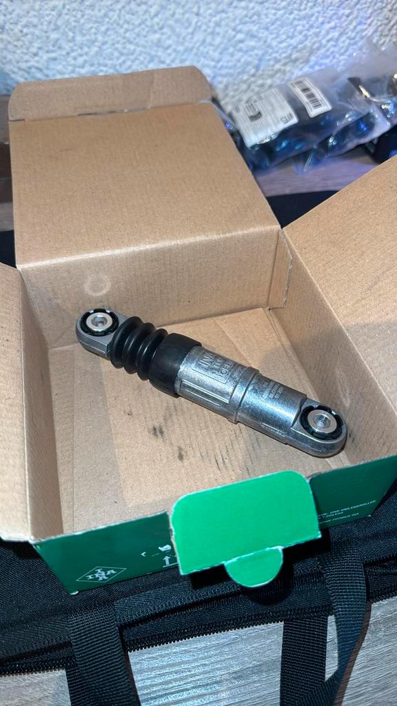 Spanner Porsche Cayenne 955 / 957 / NIEUW, Auto-onderdelen, Motor en Toebehoren, Porsche, Nieuw, Ophalen of Verzenden
