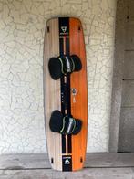 Brunotti Onyx Uni kiteboard 140x42 met slingshot pads, Watersport en Boten, Twintip, Ophalen of Verzenden, Nieuw, Kiteboard