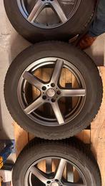 Winterbanden met nette 17 inch Dezent velgen peugeot 3008, Ophalen, Velg(en), 17 inch, Winterbanden