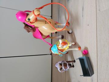 Barbie paardjes  beschikbaar voor biedingen