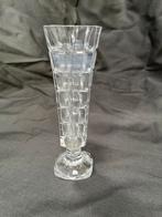Klein glazen vaasje, Wit, Ophalen of Verzenden, Minder dan 50 cm, Glas