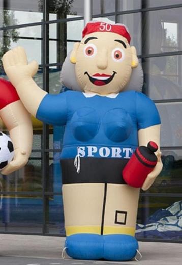 Abraham voetbal en Sarah sport te koop beschikbaar voor biedingen