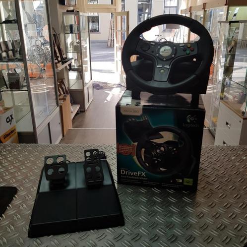 Logitech DriveFX Xbox 360 Racestuur met pedalen NIEUW in doo, Spelcomputers en Games, Games | Xbox 360, Nieuw
