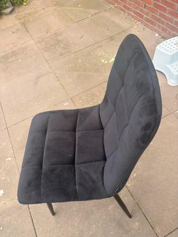 Zwarte velours stoel