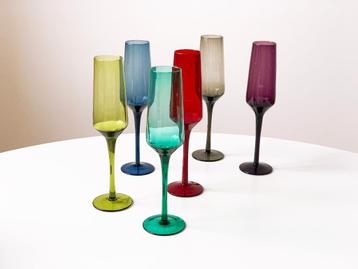 6x Vintage glas handgeblazen champagneglazen retro beschikbaar voor biedingen