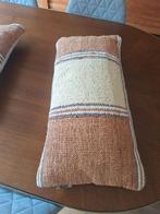 2x Dutch Bone Kussens - Zo Goed Als Nieuw, Ophalen of Verzenden, Zo goed als nieuw, Bruin, Rechthoekig