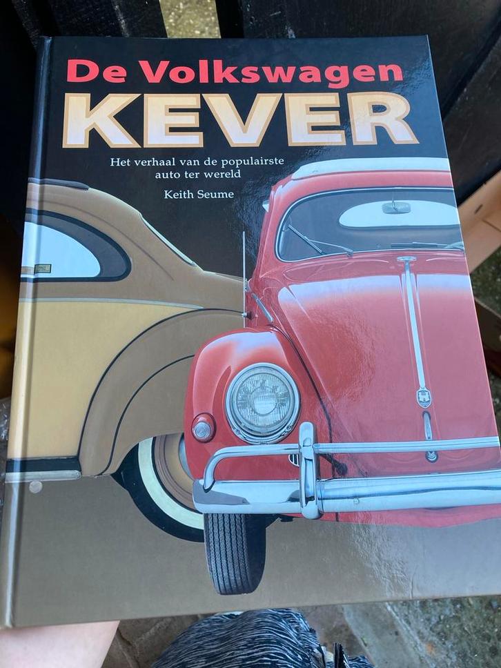 De Volkswagen Kever - Het verhaal van de populairste auto!, Boeken, Auto's | Boeken, Zo goed als nieuw, Volkswagen, Ophalen