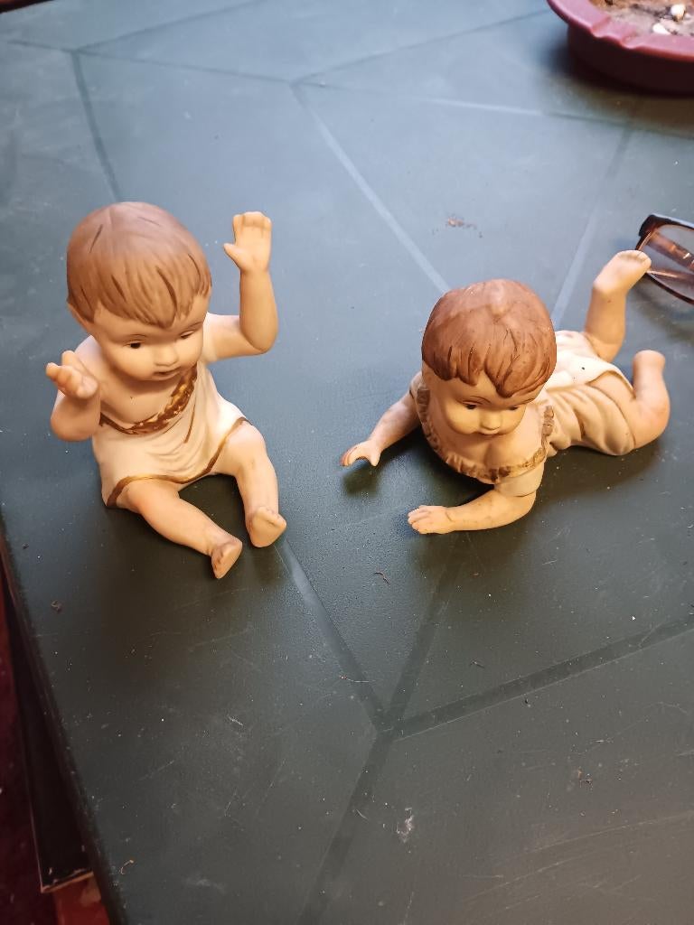 Beeldjes keram. tweeling, porselein baby, porselein engel., Antiek en Kunst, Ophalen of Verzenden