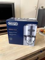 [NIEUW!] De’Longhi Dedica Style Koffiemachine EC685.BK, Witgoed en Apparatuur, Koffiezetapparaten, Ophalen, Koffiebonen, Afneembaar waterreservoir