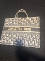 Christian dior tas, Sieraden, Tassen en Uiterlijk, Tassen | Damestassen, Ophalen of Verzenden, Zo goed als nieuw