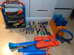 Hotwheels - hot wheels set met garage en auto's, Ophalen of Verzenden, Zo goed als nieuw, Handmatig, Hot Wheels