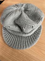 Grijze Gebreide Pet met Klep, Kleding | Dames, Hoeden en Petten, Ophalen of Verzenden, Nieuw, One size fits all, Pet