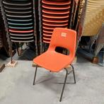 22 x vintage oranje stapelstoelen partij stoelen marko, Ophalen, Gebruikt, Vijf, Zes of meer stoelen