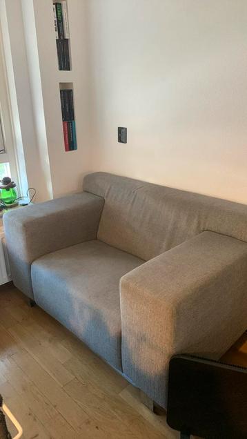 Love seat beschikbaar voor biedingen