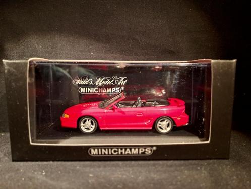 Ford Mustang Cabriolet 1:43 - 1994 - Red, Hobby en Vrije tijd, Modelauto's | 1:43, Nieuw, Auto, MiniChamps, Ophalen of Verzenden