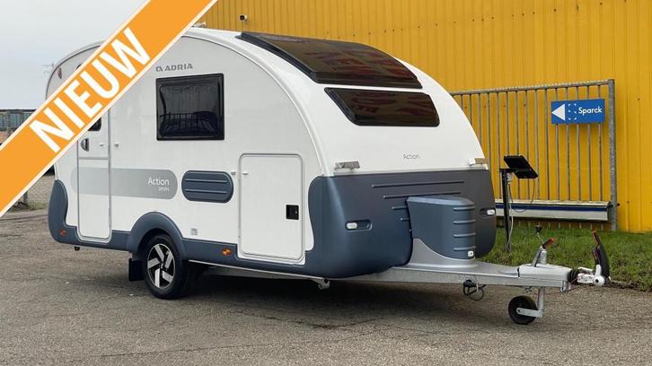 Adria Action 391 PH, Caravans en Kamperen, Caravans, Bedrijf, tot en met 4, 750 - 1000 kg, Treinzit, Adria, Dwarsbed, Overige typen