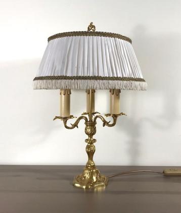 Klassieke Franse bronzen bouillotte lamp met 3 lichtpunten beschikbaar voor biedingen