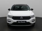 Volkswagen T-Roc 1.5 TSI Style 150 PK | Automaat | Navigatie, 1254 kg, Stof, Euro 6, 4 cilinders