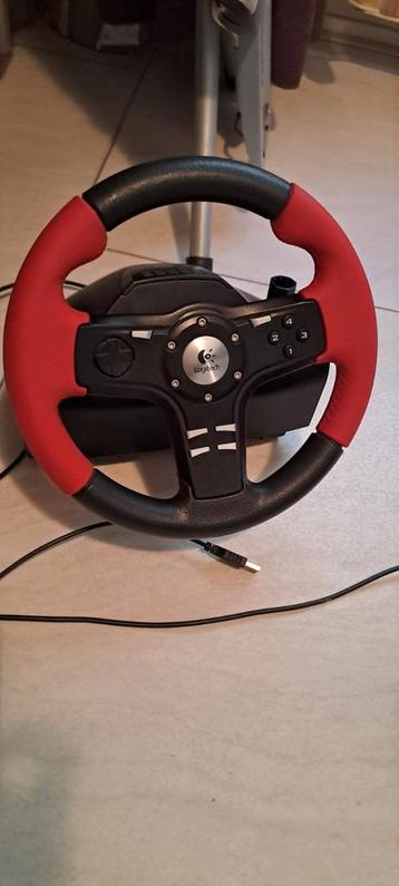 Logitech Formula Force EX met pedalen  beschikbaar voor biedingen