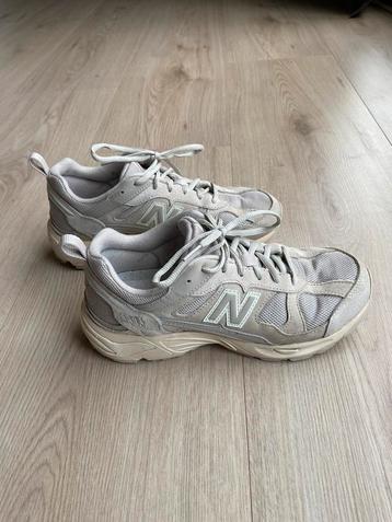 New Balance 878 Dames maat 38,5 Beige Sand beschikbaar voor biedingen