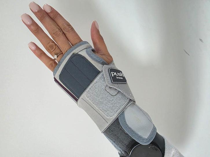 Polsbrace / Push med Wrist Brac, Diversen, Braces, Zo goed als nieuw, Verzenden